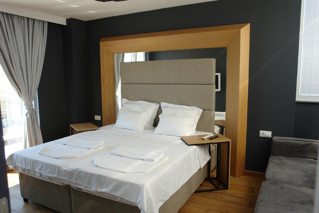 Botabara Del Mar Boutique Aparthotel Pomorie Room photo